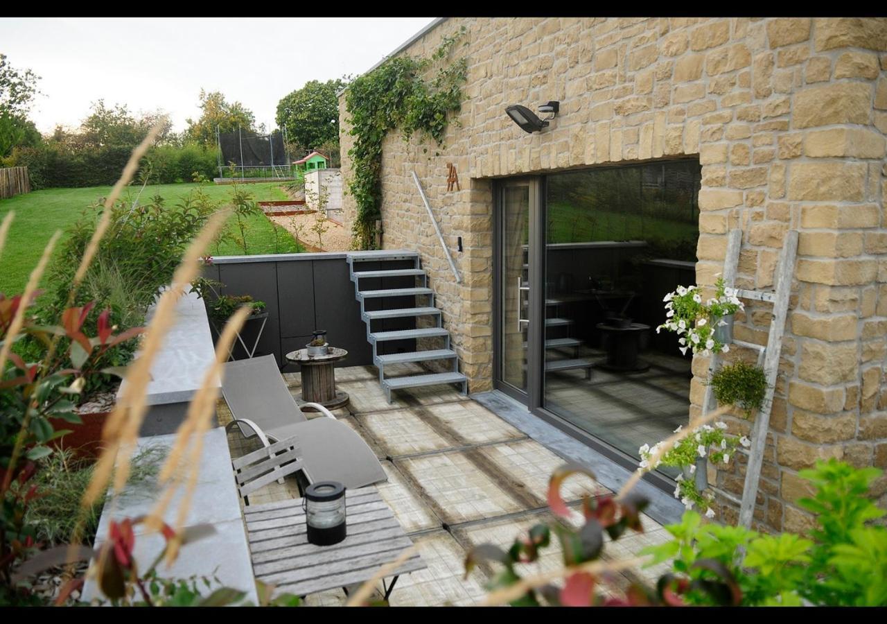 Bed and Breakfast Sur Le Tige Hamois Exterior foto