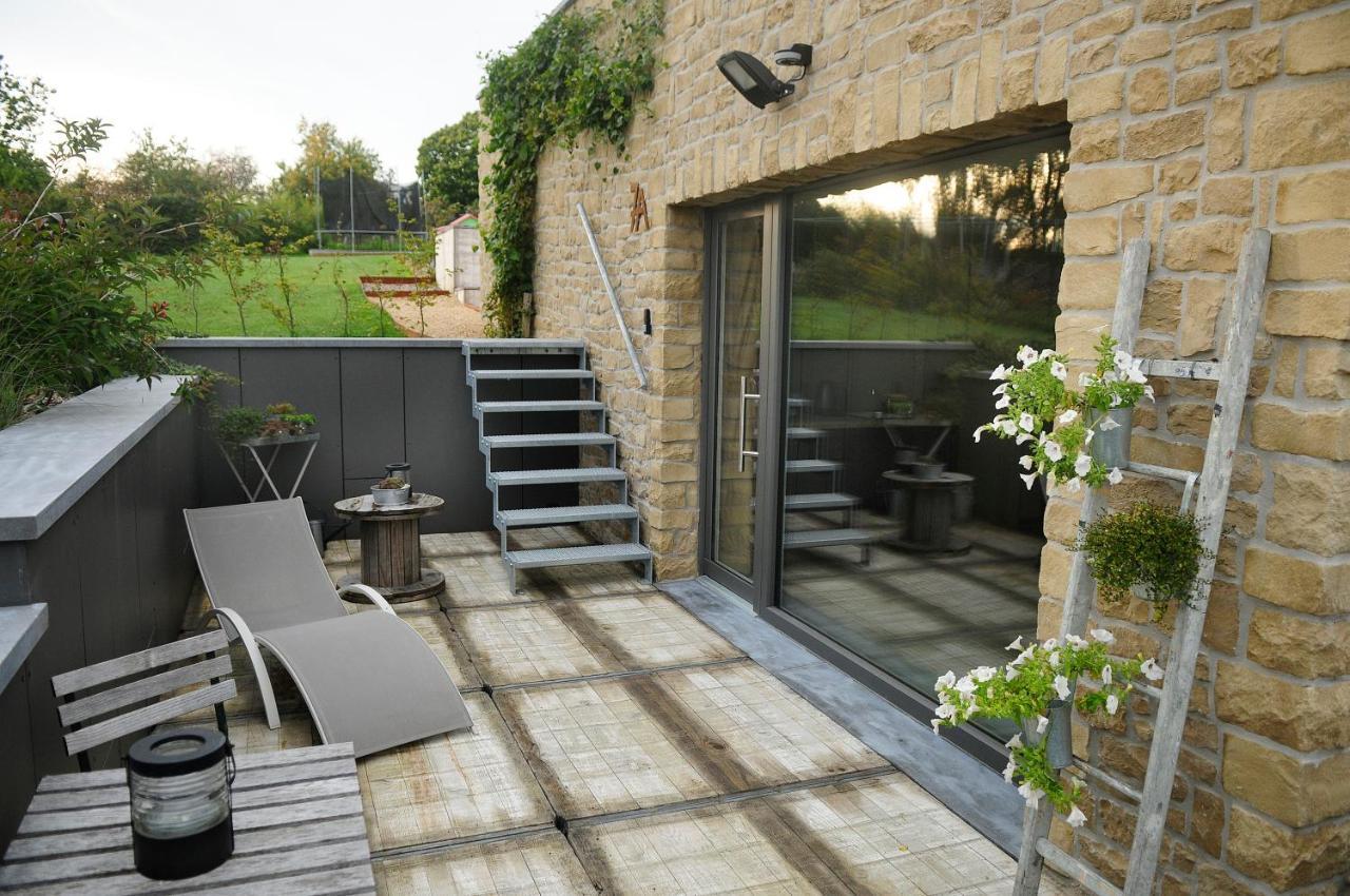 Bed and Breakfast Sur Le Tige Hamois Exterior foto